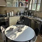 Charming Giancarla סטרסה