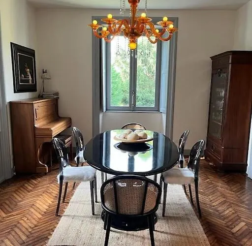 Charming Giancarla Feriehus