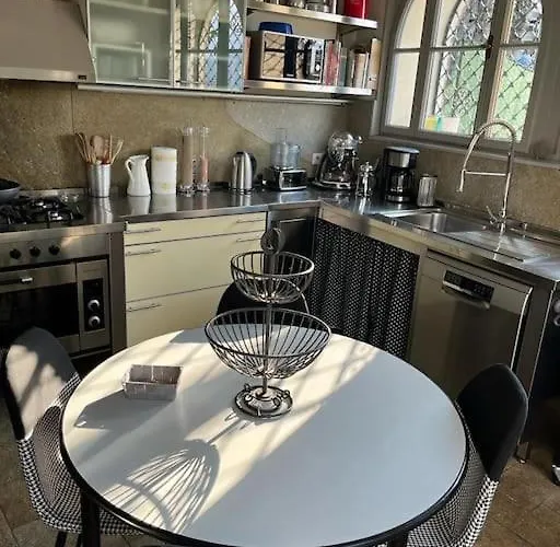 Charming Giancarla 스트레사